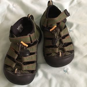 Keen Sandals size 8